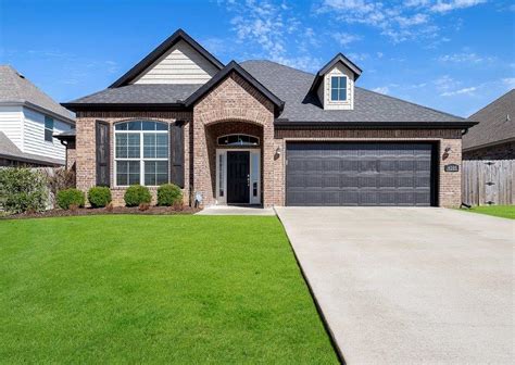 The Rent Zestimate for this Single Family is. . Zillow bentonville